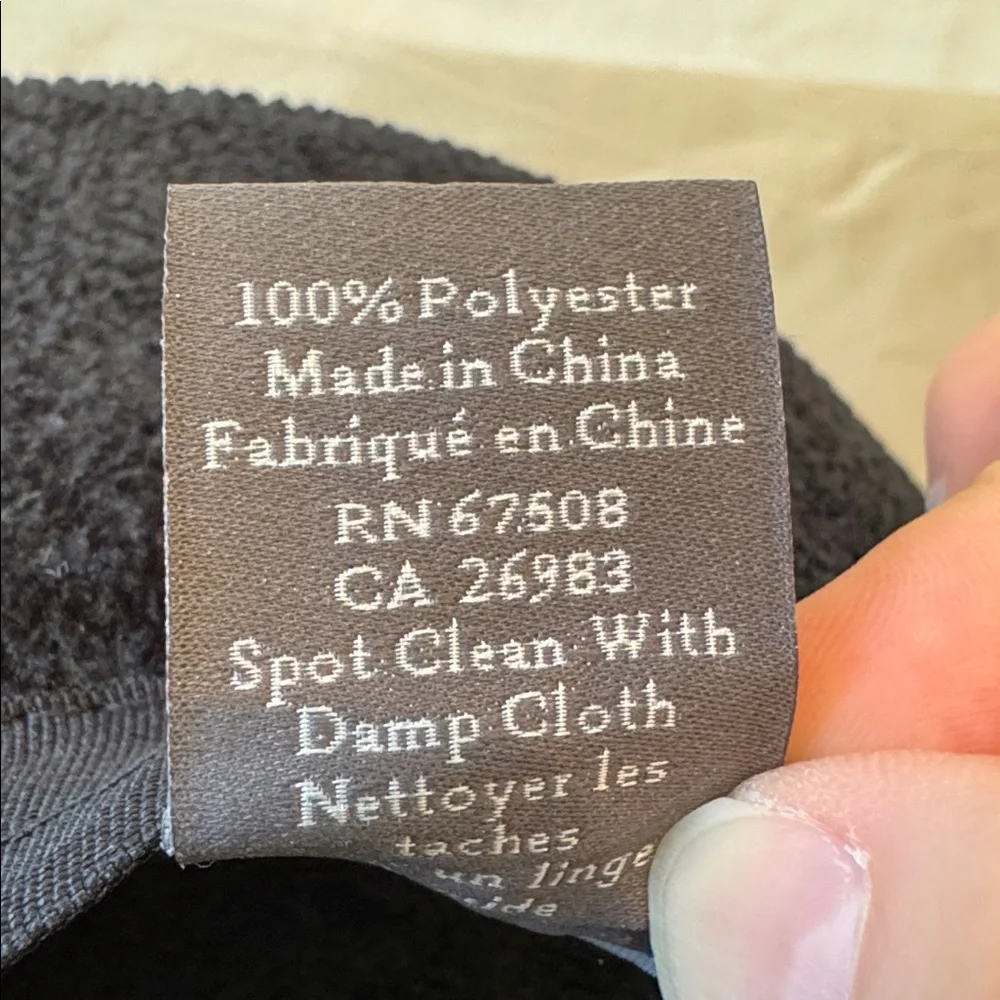 Vince Camuto soft chenille